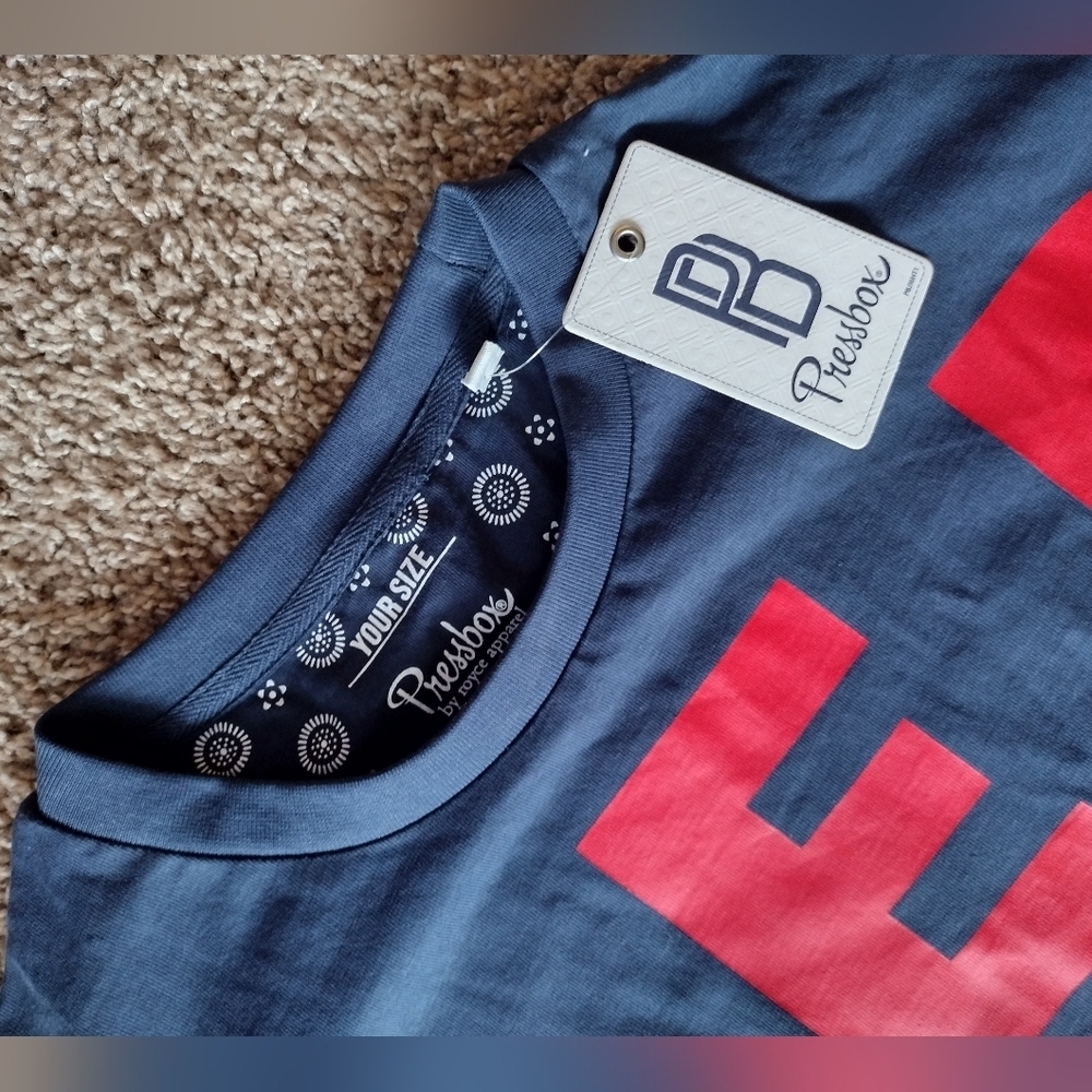 Arizona Wildcats Game Day Long Sleeve Shirt NWT - Picture 9 of 12